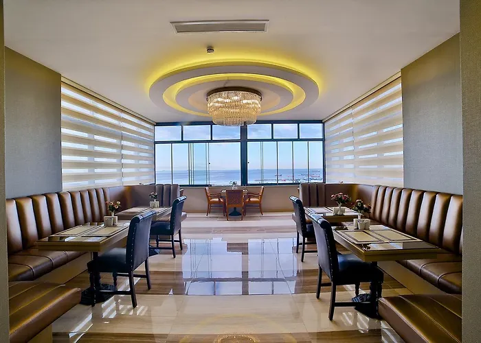 Beethoven Hotel & Suite